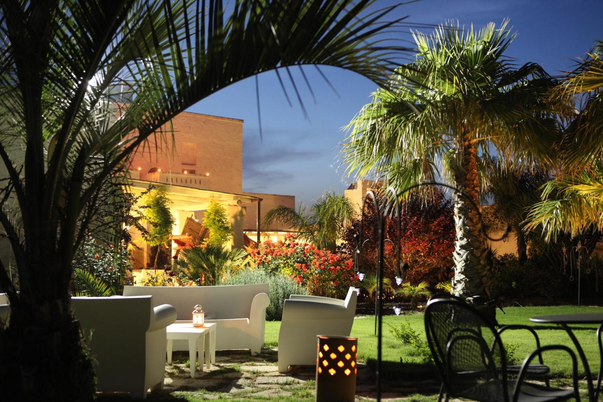 Masseria Boezio Ostuni Bed & Breakfast Torre Santa Sabina Exterior photo